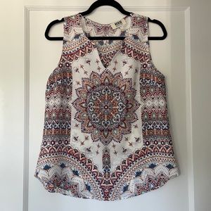 Verse Renee C. Tory split neck top size Small.EUC